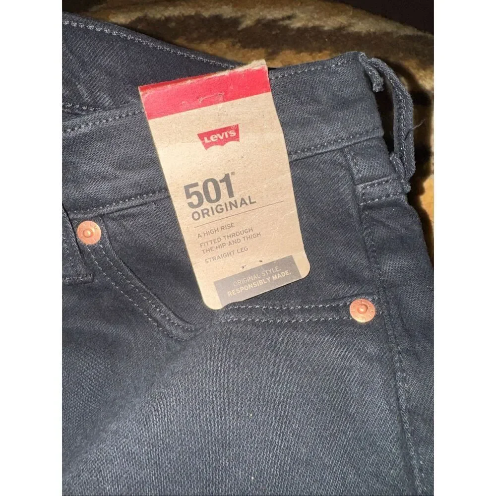 NWT Levi’s 501 original black denim jeans size 29/28